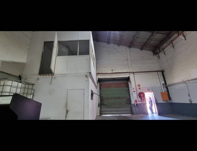 312M² MINI FACTORY TO LET IN JACOBS